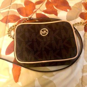 Michael Kors Crossbody